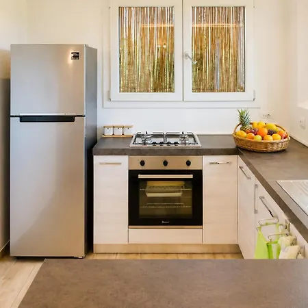 Rena Bianca With Garden 150 M From The
