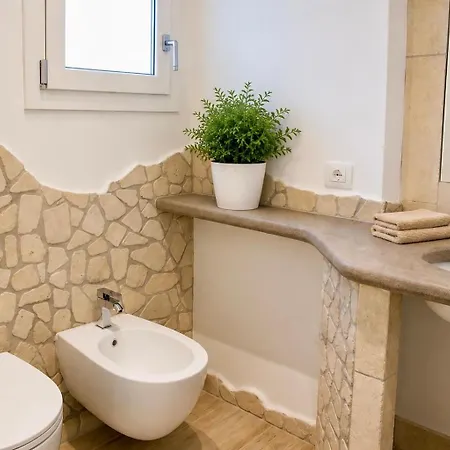 Rena Bianca With Garden 150 M From The